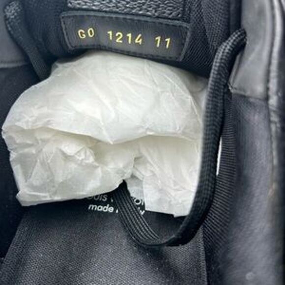 Men's Louis Vuitton monogram trainer sneakers size 11 fits 12 US made in Italy - Picture 9 of 10